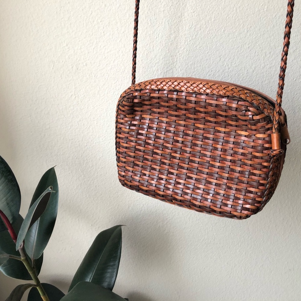 Vintage Woven Purse - Picture 1 of 8
